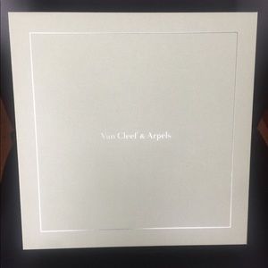Original Van Cleef & Arpels Gift Box